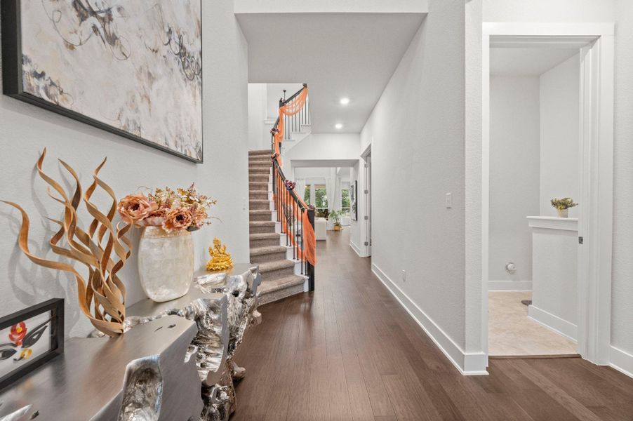 Furnished interior view inside a new home in Bluffview 50s, Leander (Image 3). Furnished interior view inside a new home in Bluffview 50s, Leander (Image 3).