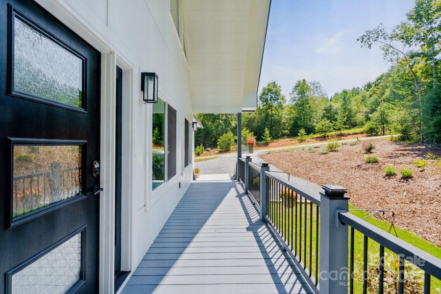 Exterior details and patio area of a home in , Rutherfordton (Image 1).