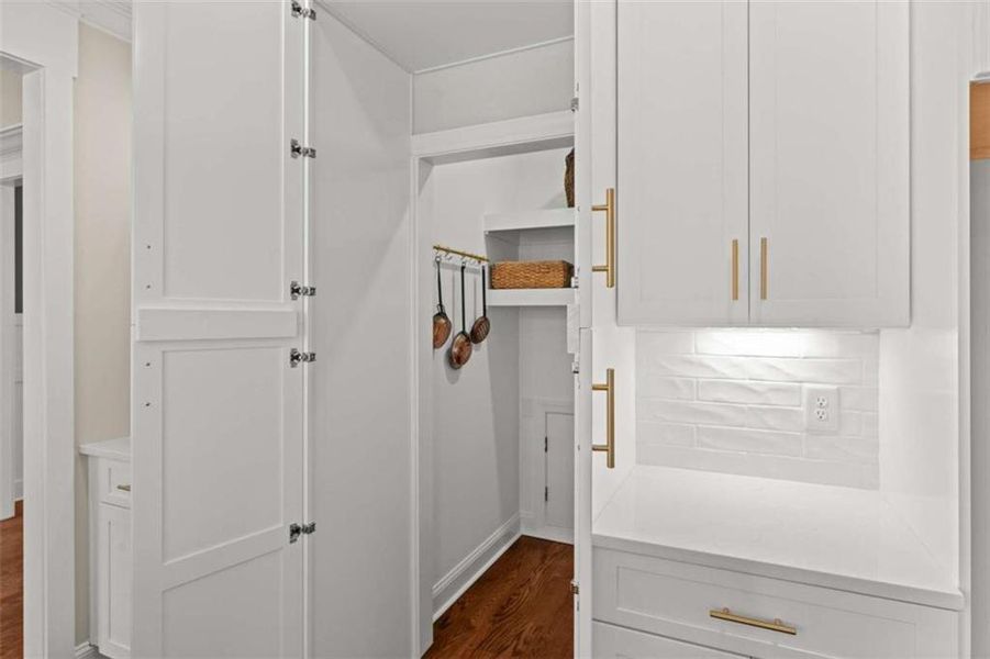 Spacious, unfurnished interior of a new home in , Carrollton (Image 50).