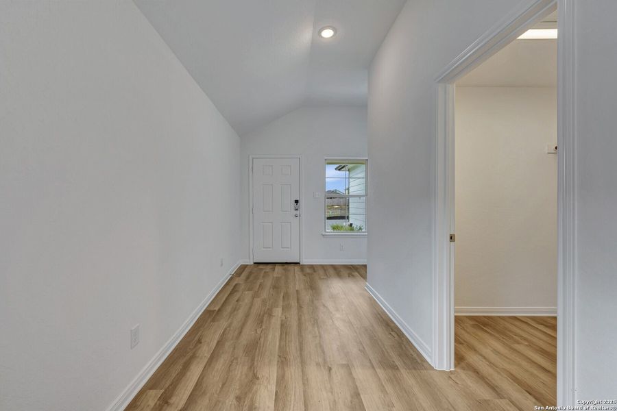 Spacious, unfurnished interior of a new home in Park Place, New Braunfels (Image 26). Spacious, unfurnished interior of a new home in Park Place, New Braunfels (Image 26).