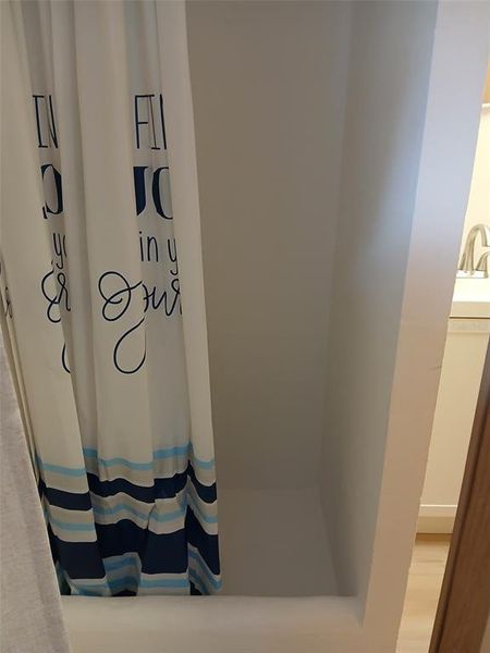 Image 17 of a home in .