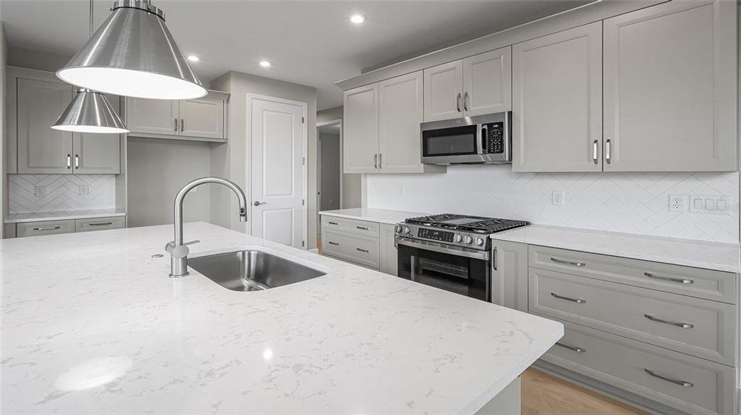 Furnished interior view inside a new home in Cresswind at Lake Harris, Tavares (Image 9). Furnished interior view inside a new home in Cresswind at Lake Harris, Tavares (Image 9).
