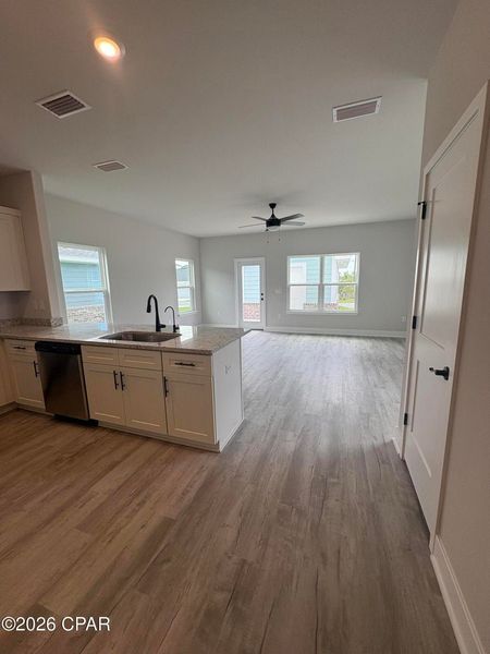 Spacious, unfurnished interior of a new home in East Bay, Panama City (Image 14). Spacious, unfurnished interior of a new home in East Bay, Panama City (Image 14).
