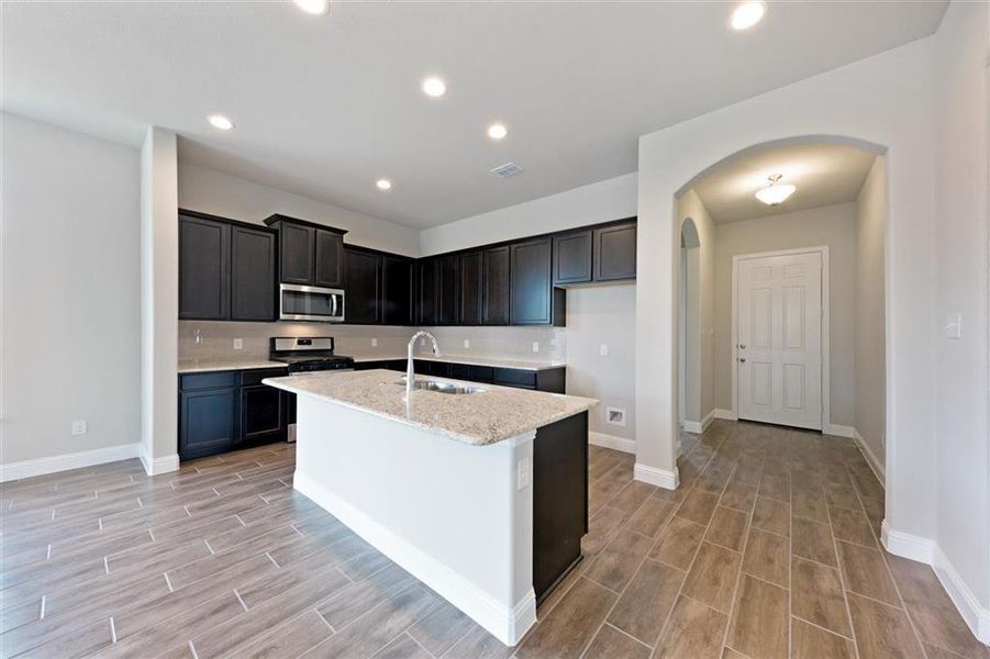 Image 3 of a home in Sunterra.