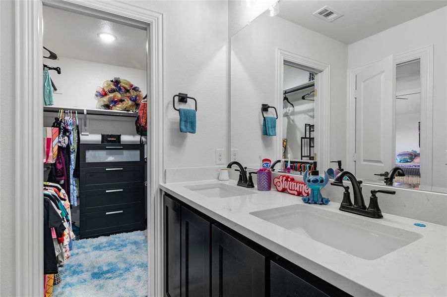 Furnished interior view inside a new home in , Prosper (Image 30).