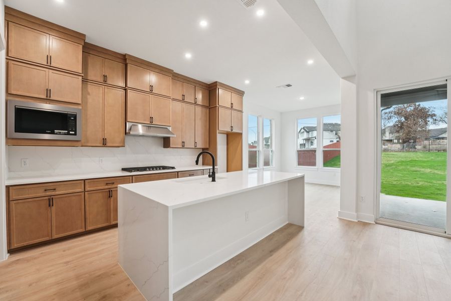 Furnished interior view inside a new home in Sauls Ranch, Round Rock (Image 4).