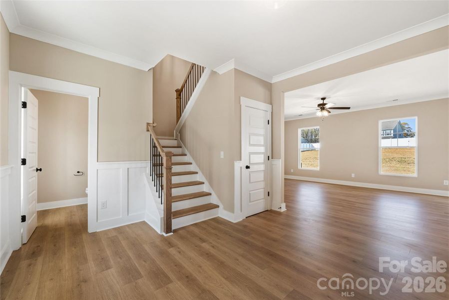 Spacious, unfurnished interior of a new home in , Stanfield (Image 12).