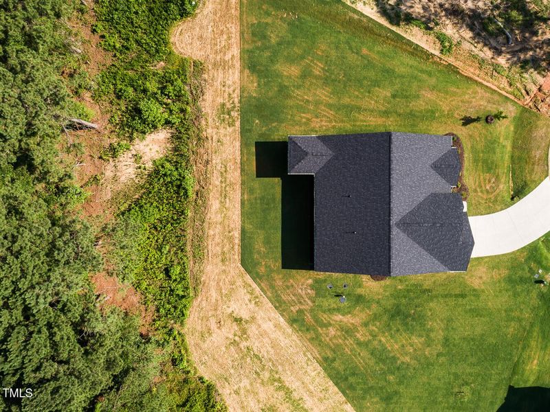 Drone-3 (1) Drone-3 (1)