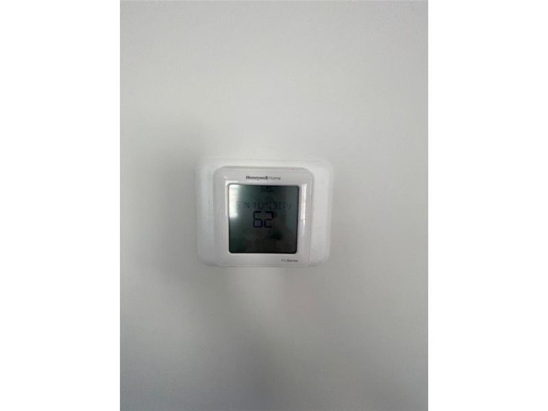 This modern thermostat provides optimal climate co