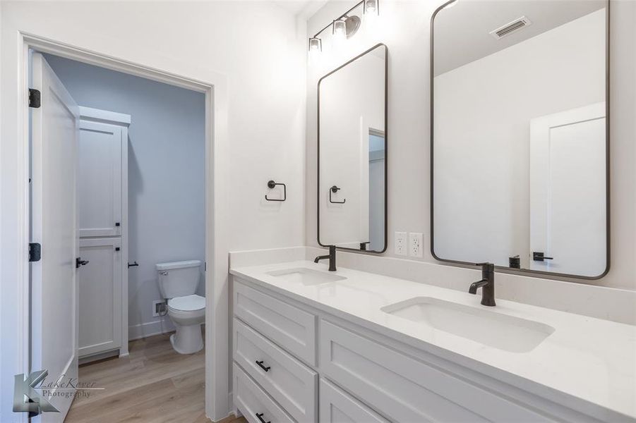 Bathroom 2 Bathroom 2