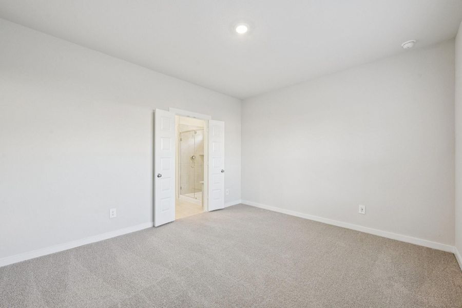 Spacious, unfurnished interior of a new home in Landing Meadows - Traditional Series, New Caney (Image 19). Spacious, unfurnished interior of a new home in Landing Meadows - Traditional Series, New Caney (Image 19).