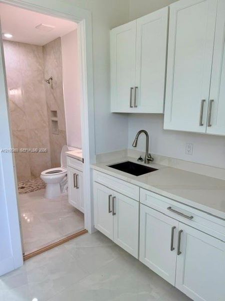 Furnished interior view inside a new home in , Lehigh Acres (Image 9).