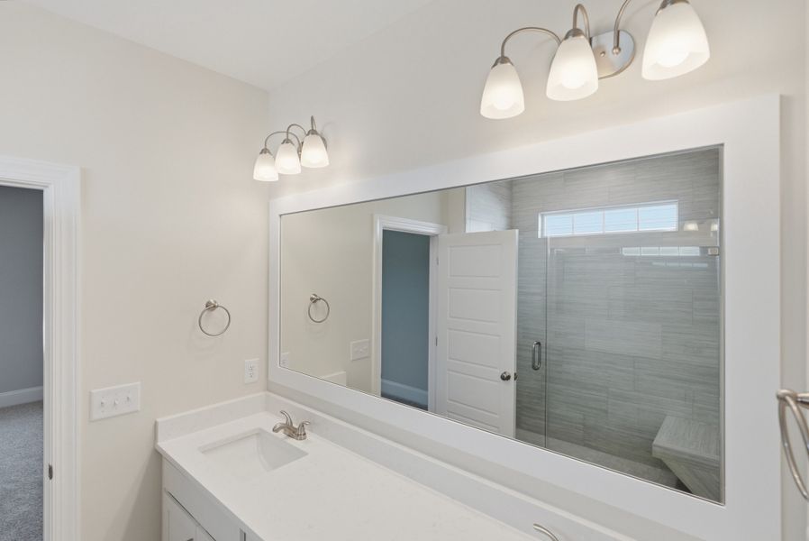 Furnished interior view inside a new home in Sidbury Landing, Wilmington (Image 8).