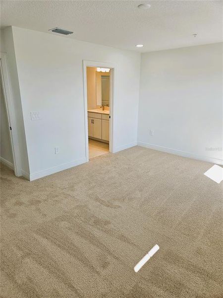 Spacious, unfurnished interior of a new home in Palmera at Wellen Park, Venice (Image 21). Spacious, unfurnished interior of a new home in Palmera at Wellen Park, Venice (Image 21).