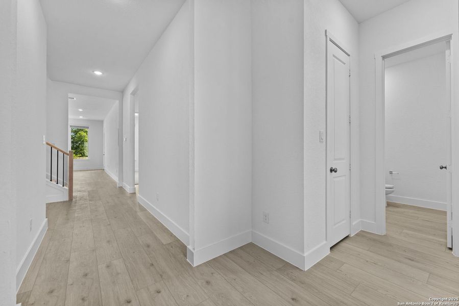 Spacious, unfurnished interior of a new home in , New Braunfels (Image 16). Spacious, unfurnished interior of a new home in , New Braunfels (Image 16).