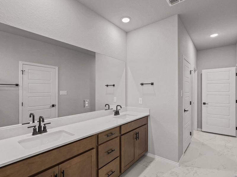 Furnished interior view inside a new home in Horizon Pointe, Converse (Image 13).