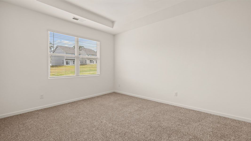 Spacious, unfurnished interior of a new home in The Abbey at Trolley Run Station, Aiken (Image 31).
