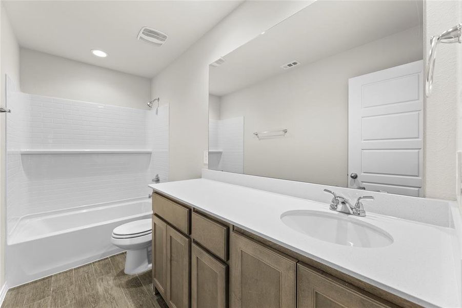 22. 1817 Hazer - 2ND Bath