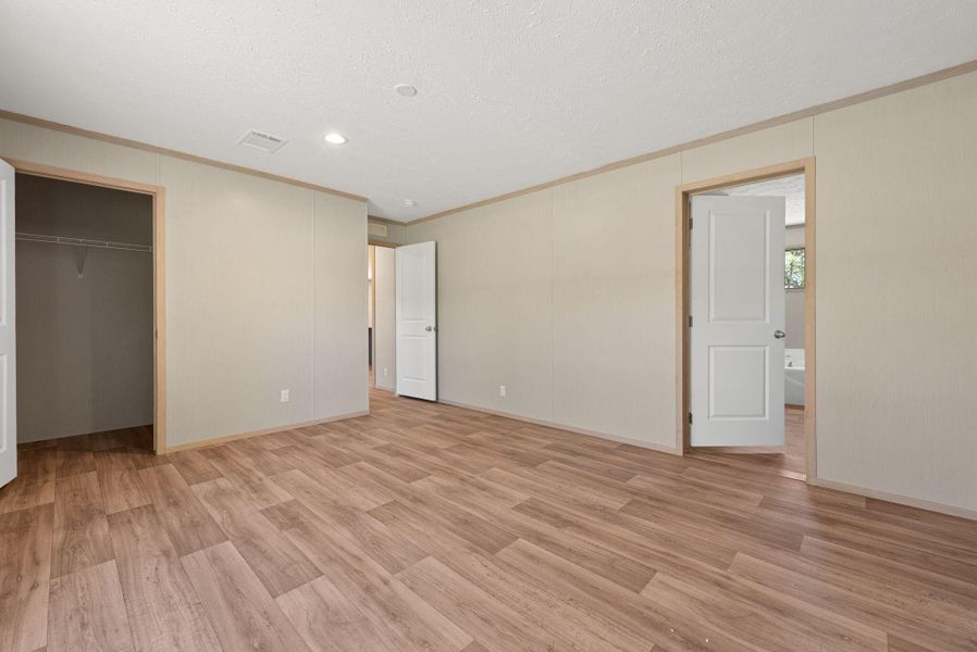 Spacious, unfurnished interior of a new home in , Bonneau (Image 13). Spacious, unfurnished interior of a new home in , Bonneau (Image 13).