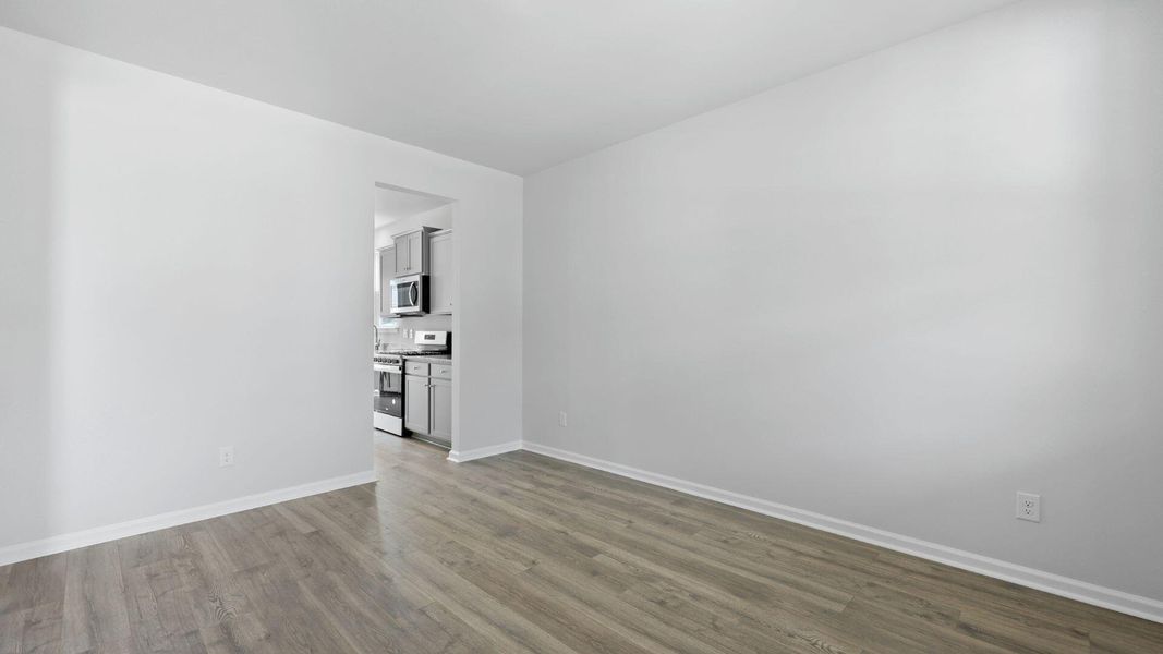 Spacious, unfurnished interior of a new home in Founders Corner, Summerville (Image 13).