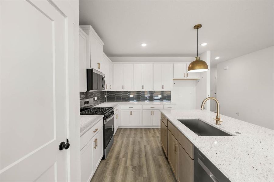 13_433 Wabash- Kitchen-3 13_433 Wabash- Kitchen-3