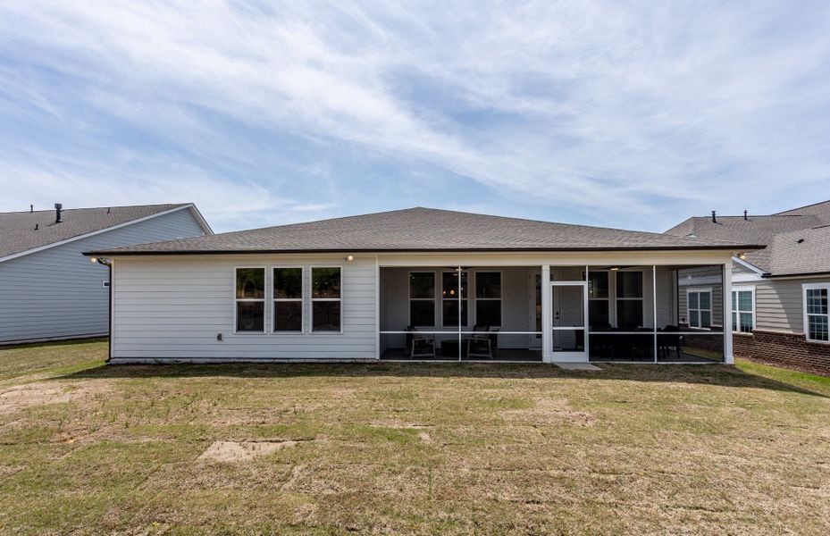 Representative exterior details of a home built from the Renown by Del Webb in Del Webb Wilmington at Mallory Creek, Leland (Image 3).