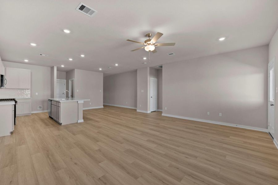 Spacious, unfurnished interior of a new home in Cypress Green, Hockley (Image 19).