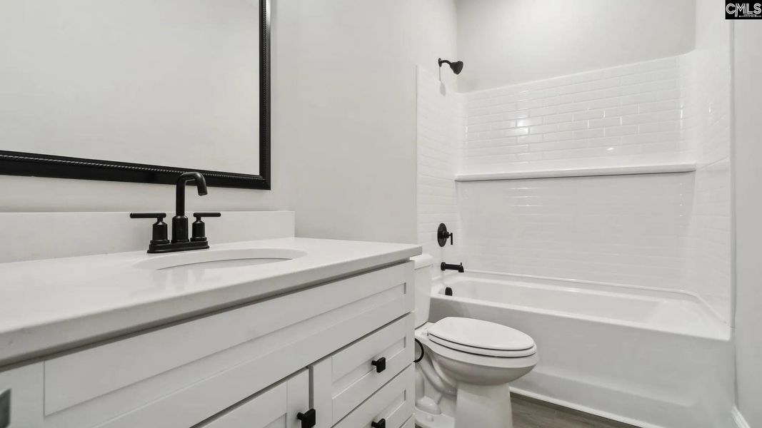 Stock Photo colors and options may be different Stock Photo colors and options may be different