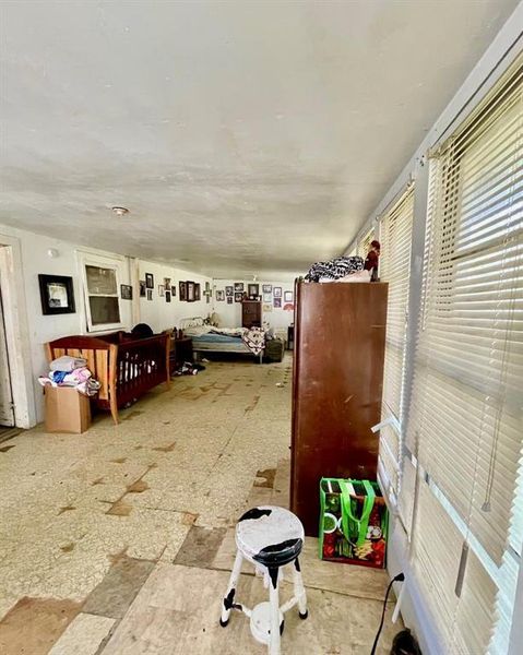 Image 14 of a home in . Image 14 of a home in .