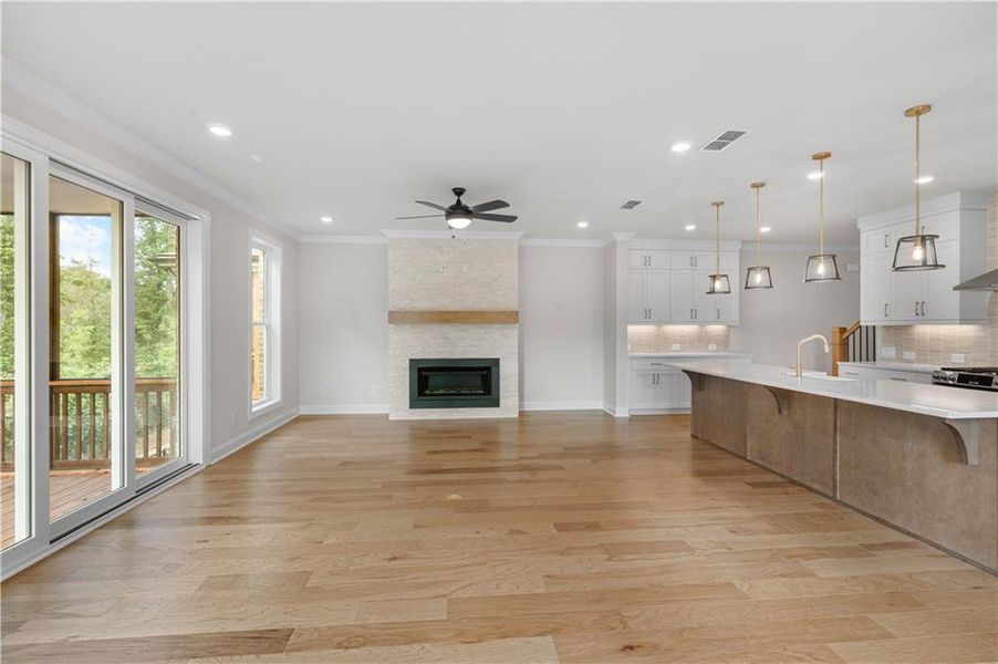 Spacious, unfurnished interior of a new home in Ward's Crossing Townhomes, Johns Creek (Image 27). Spacious, unfurnished interior of a new home in Ward's Crossing Townhomes, Johns Creek (Image 27).
