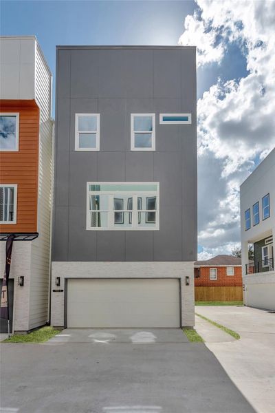 Welcome to 1805 Emir Street Unit E!