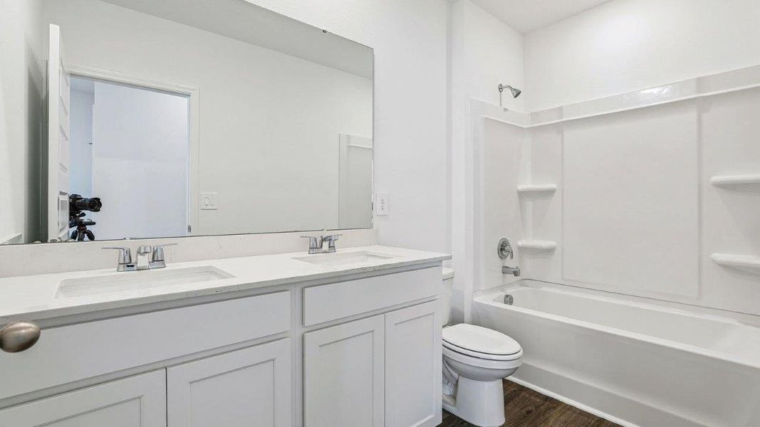 Furnished interior view inside a new home in Avalon Park Tavares, Tavares (Image 13).