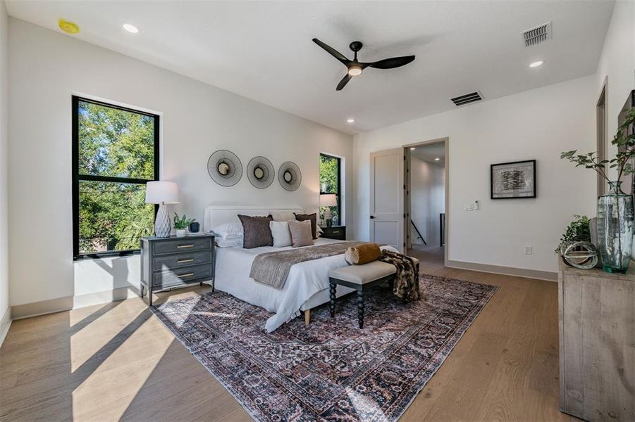 Furnished interior view inside a new home in , Tampa (Image 11).