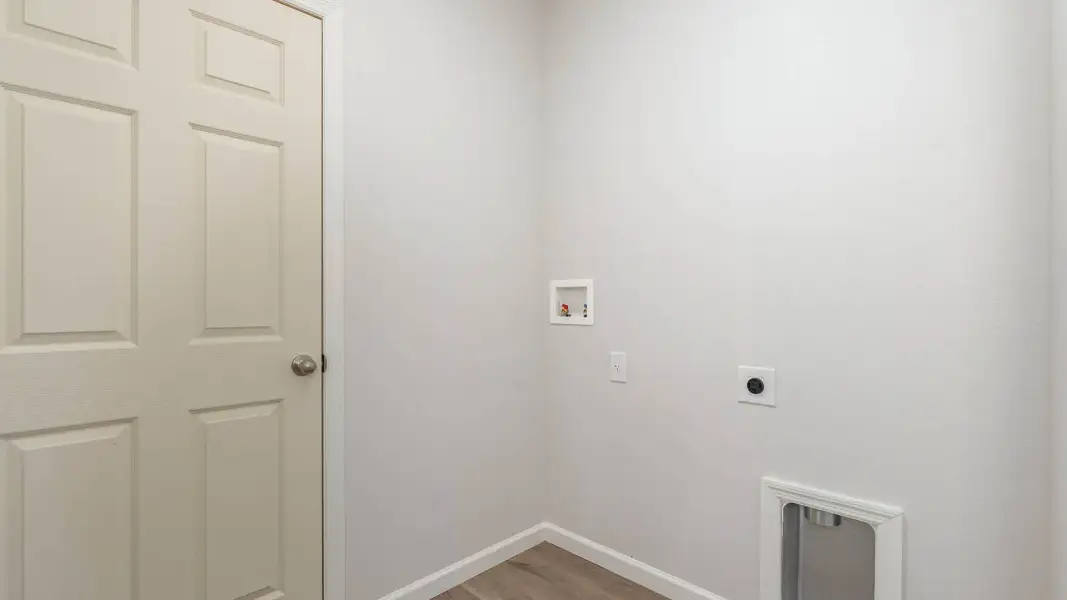 Spacious, unfurnished interior of a new home in Palm Bay, Palm Bay (Image 19).