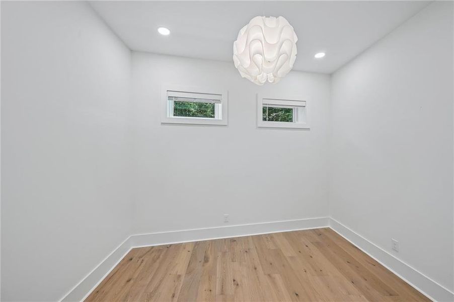 Spacious, unfurnished interior of a new home in , Alpharetta (Image 70). Spacious, unfurnished interior of a new home in , Alpharetta (Image 70).
