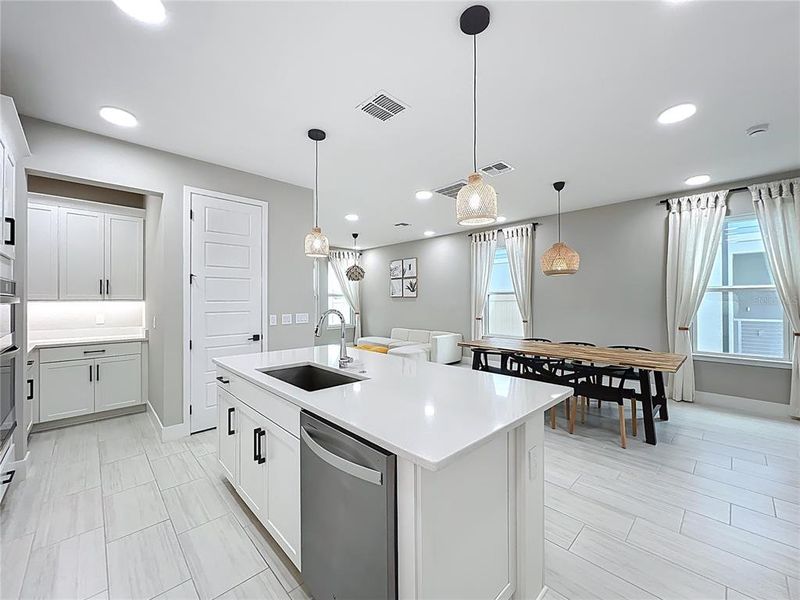 Furnished interior view inside a new home in , Winter Garden (Image 13).