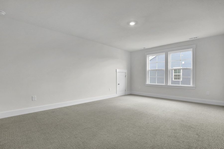 Spacious, unfurnished interior of a new home in East Wynd, Hampstead (Image 20). Spacious, unfurnished interior of a new home in East Wynd, Hampstead (Image 20).