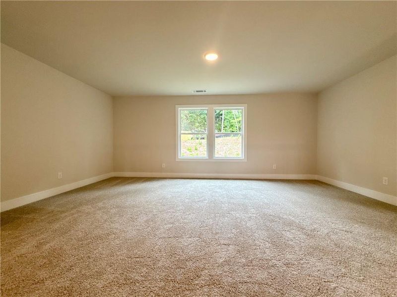 Spacious, unfurnished interior of a new home in , Hoschton (Image 27). Spacious, unfurnished interior of a new home in , Hoschton (Image 27).