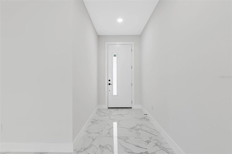 Spacious, unfurnished interior of a new home in , Port Richey (Image 35).