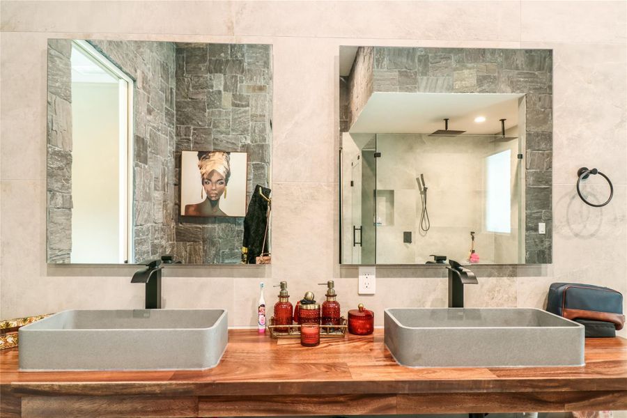 Furnished interior view inside a new home in , Tomball (Image 9). Furnished interior view inside a new home in , Tomball (Image 9).