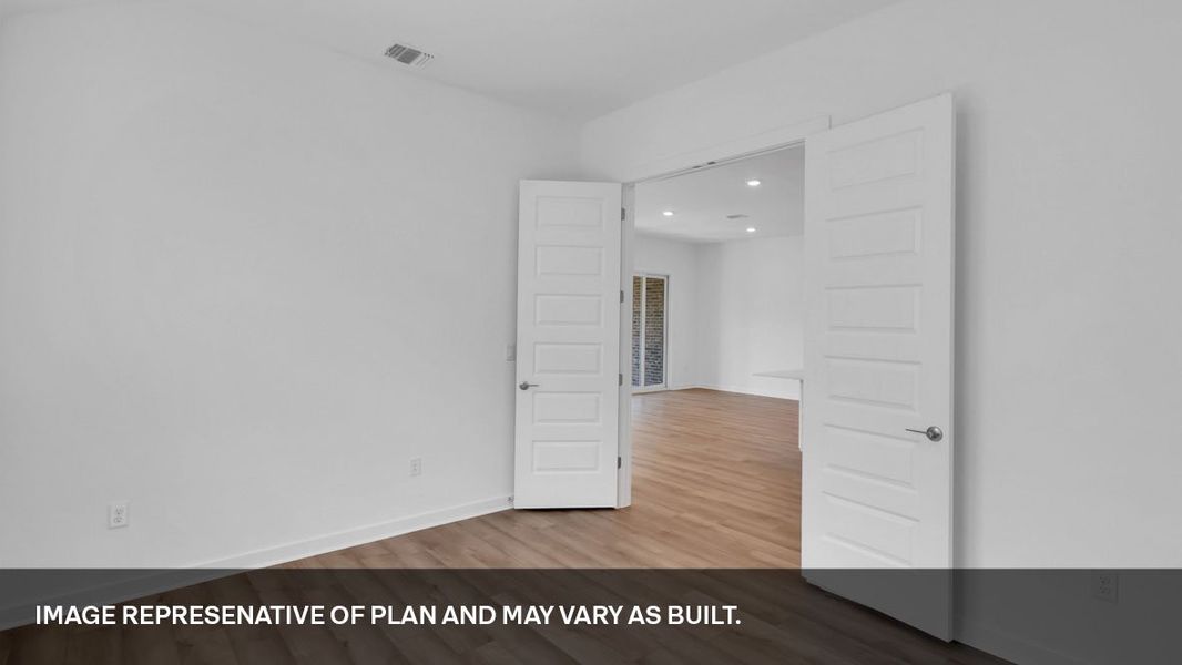 Spacious, unfurnished interior of a new home in Rosenbusch Ranch, Leander (Image 29). Spacious, unfurnished interior of a new home in Rosenbusch Ranch, Leander (Image 29).