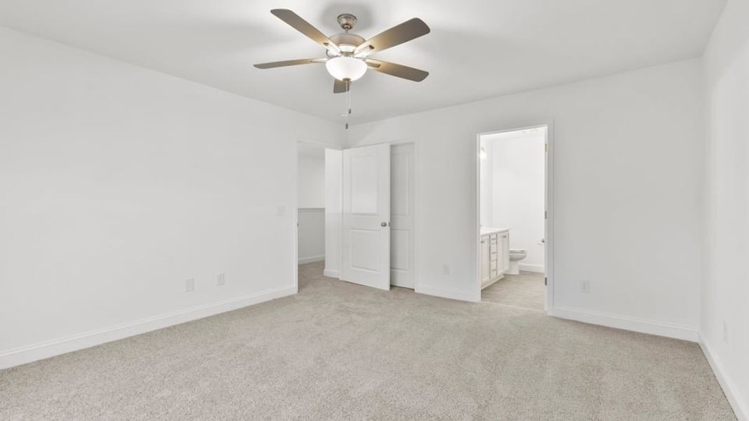 Representative unfurnished interior of a home built from the Interior Unit by D.R. Horton in Pearson Road Townhomes, Easley (Image 27).