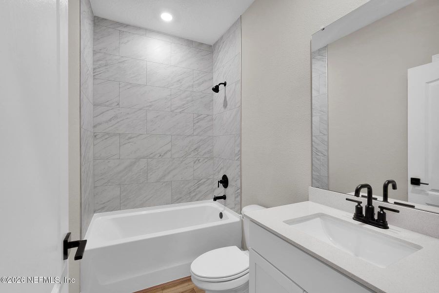 Furnished interior view inside a new home in Jennings Farm, Middleburg (Image 11).