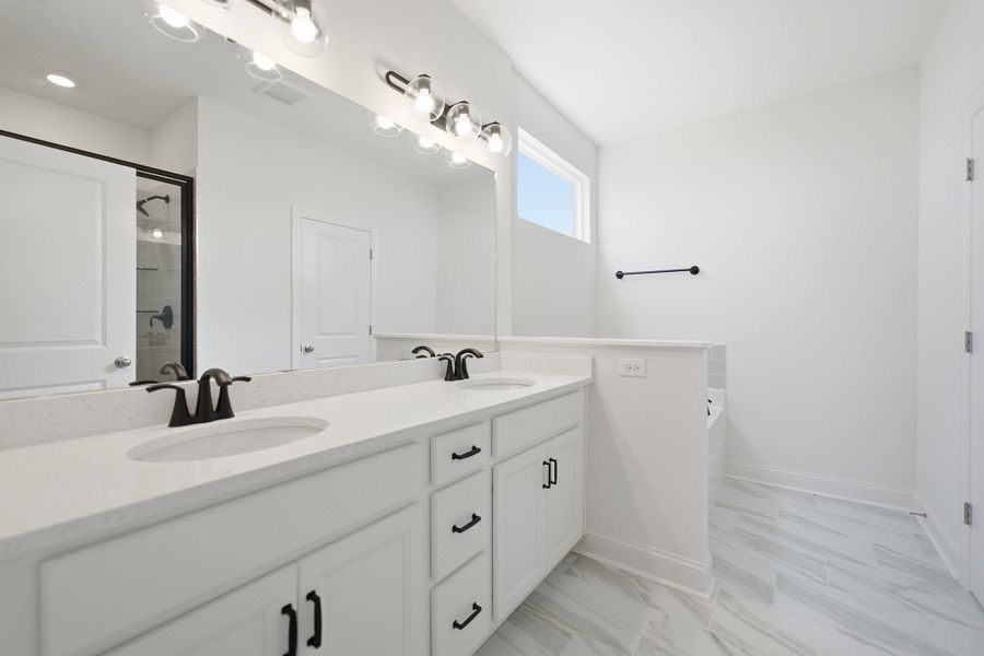 Furnished interior view inside a new home in Dorris Farm, White House (Image 12).