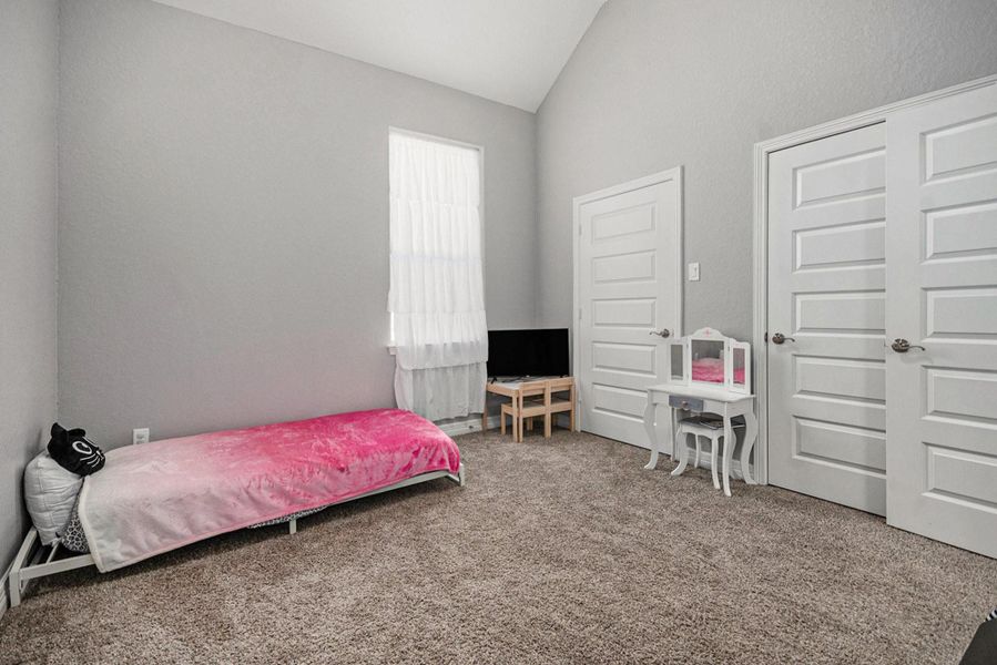 Furnished interior view inside a new home in , Anahuac (Image 29).