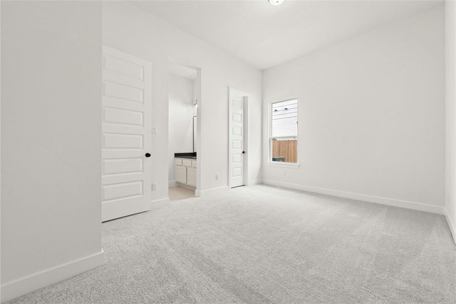 Spacious, unfurnished interior of a new home in ARTAVIA®, Conroe (Image 15).