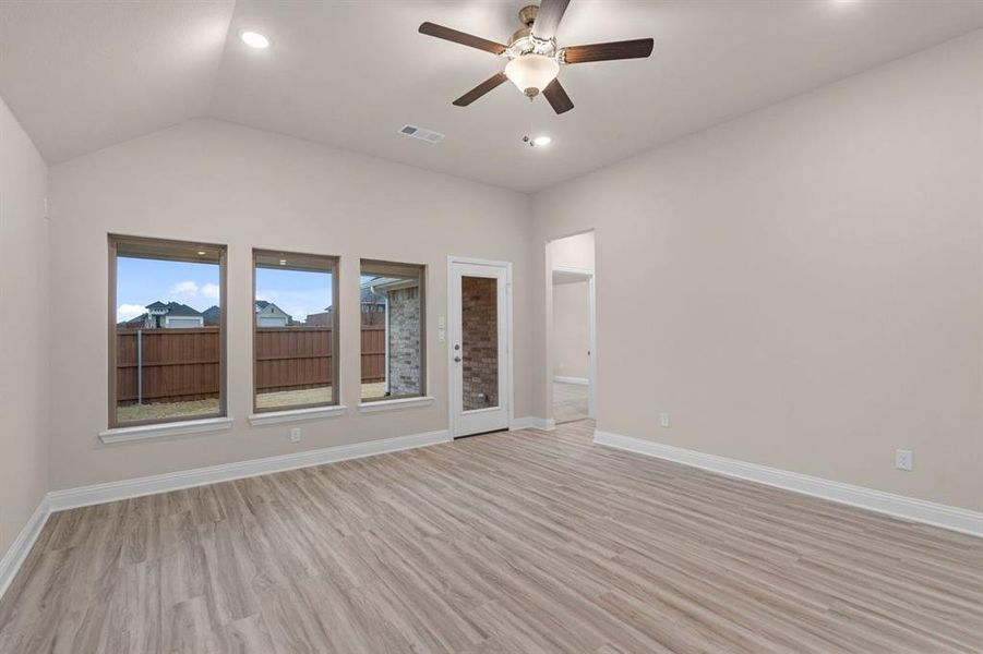 DAL_Heartland_Kimble_3809 Lakefield Dr (14)