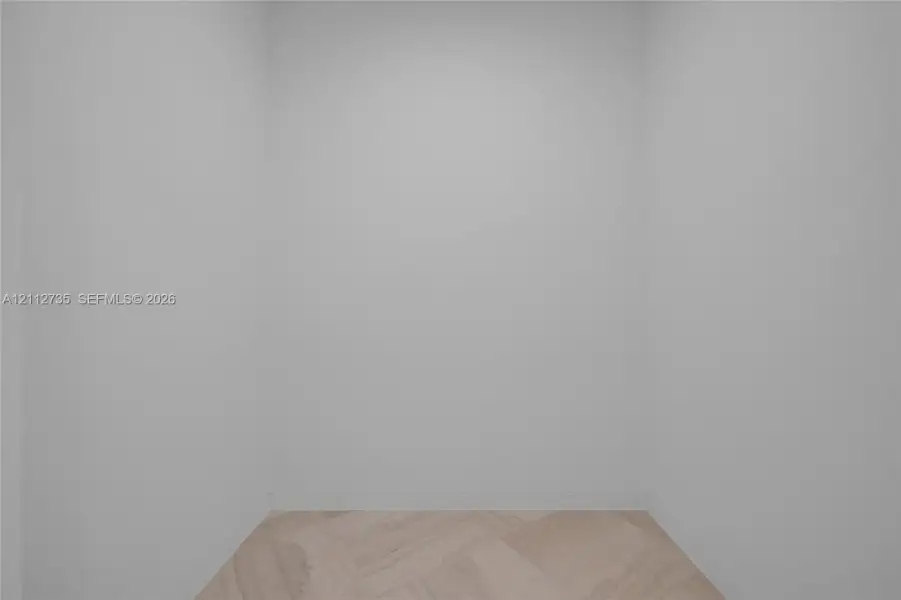 Spacious, unfurnished interior of a new home in , Miami (Image 67).