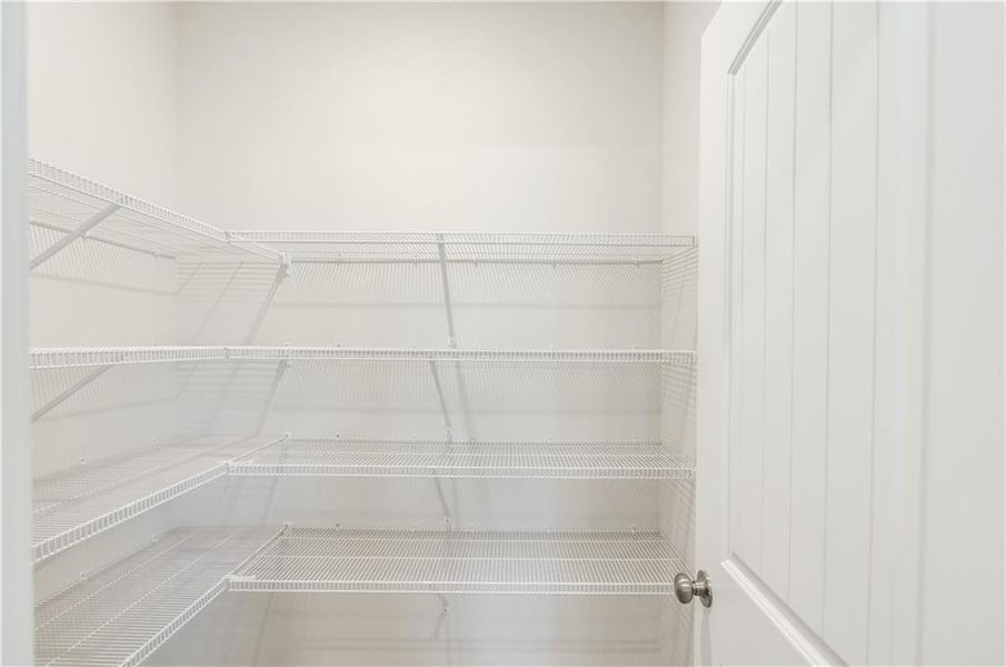 Spacious, unfurnished interior of a new home in , Lula (Image 20).