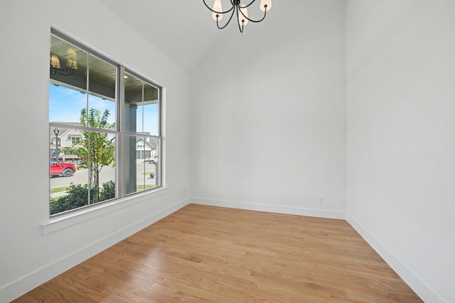 Spacious, unfurnished interior of a new home in Aster Park, McKinney (Image 30).